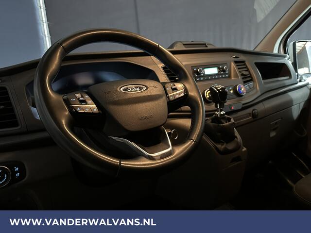 Ford TRANSIT CUSTOM 2.0 TDCI 131pk L2H1 Euro6 Airco | Cruisecontrol | Parkeersensoren | 2800kg Trekvermogen verwarmde voorruit, bijrijdersbank