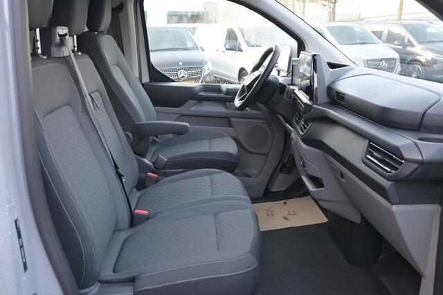 Ford TRANSIT CUSTOM 320L L2 2.0 TDCI 170 pk Limited 2 Schuifdeuren, ACC, LED, Trekhaak 2500 kg, Camera, Navigatie