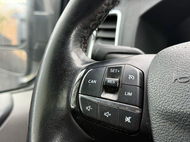 Ford TRANSIT CUSTOM 300 2.0 TDCI L2H1 Limited DC