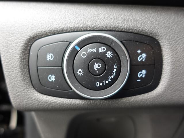 Ford TRANSIT CUSTOM 130pk Automaat L2H1 Limited Dubbele cabine Navigatie Airco 2x Schuifdeuren Trekhaak Parkeersensoren Carplay Carplay Camera