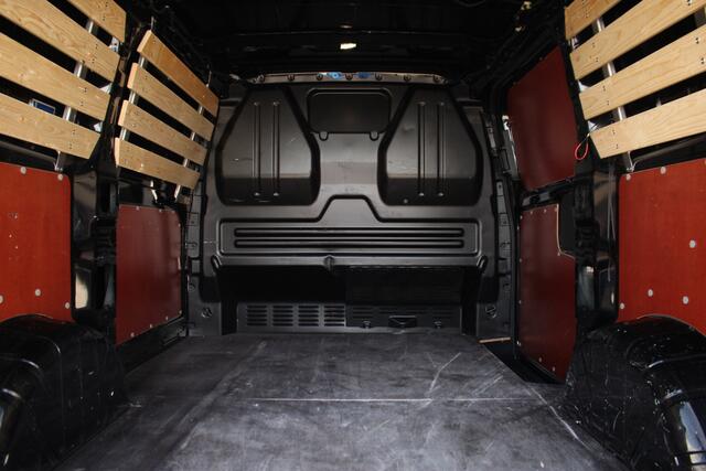 Ford TRANSIT CUSTOM 320 2.0TDCI 170pk Automaat L1H1 Trend | Stoel + Stuurverw. | Trekhaak | Sync 4 13" | Keyless | Camera | Carplay/Android | Lease 627,- p/m