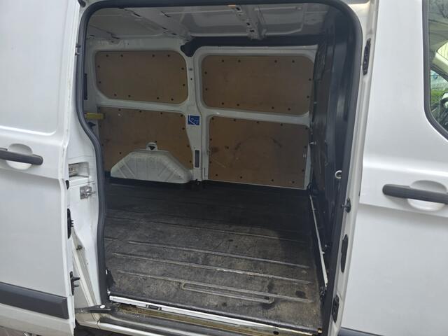 Ford TRANSIT CUSTOM 250 2.2 TDCI L1H1 BASE