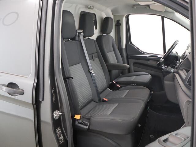 Ford TRANSIT CUSTOM 320 2.0 TDCI | L2 H1 | AIRCO | CRUISE CONTROL | PARKEERSENSOREN | 18" WIELEN | METALLIC | STOELVERWARMING | IMPERIAAL | 2800 KG AHW TREKHAAK
