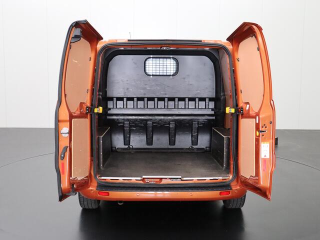 Ford TRANSIT CUSTOM 2.0TDCI 185PK Automaat Dubbele Cabine Sport | Bomvol | 2xSchuifdeur | Navigatie | Camera