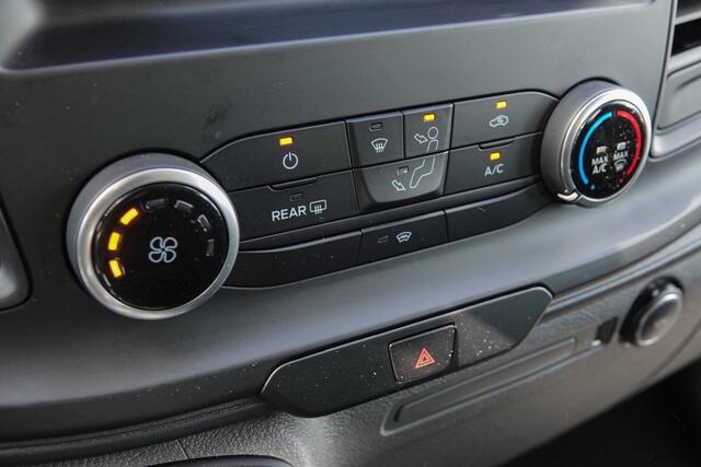 Ford TRANSIT CUSTOM L1H1 2.0Tdci 105Pk | Dubbel Cabine | Ambiente | Trekhaak | Frozen White