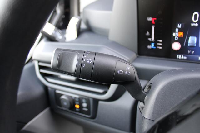 Ford TRANSIT CUSTOM 320 2.0 TDCI L2H1 Trend 170pk - Cruise - Carplay - Android - LED koplampen - Stoelverwarming - 70l tank - Rijklaar