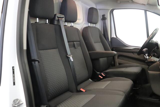 Ford TRANSIT CUSTOM 2.0 TDCI 130PK L2 EURO 6 - Airco - Navi - Cruise - Trekhaak - ¤ 12.950,- Excl.