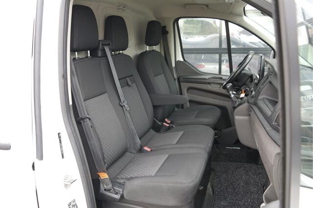 Ford TRANSIT CUSTOM 300 2.0 TDCI L2H1 Trend | NL-Auto | Trekhaak | Carplay | Camera | Cruise
