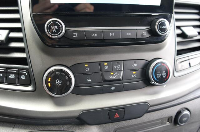 Ford TRANSIT CUSTOM 300 2.0 TDCI L2H1 Trend | NL-Auto | Trekhaak | Carplay | Camera | Cruise
