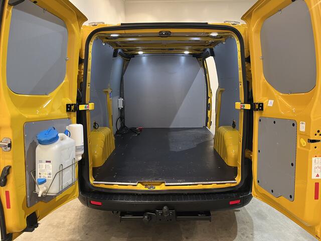 Ford TRANSIT CUSTOM 340 2.0 TDCI L2H1 Trend 130 PK / Euro 6 / Airco / Cruise Control / PDC / Trekhaak