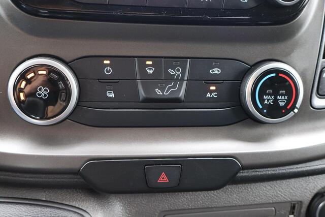 Ford TRANSIT CUSTOM 300 2.0 TDCI L2H1 Trend DC Apple Carplay, Camera, Trekhaak, Dubbel Cabine, Airco, Rechter zijdeur