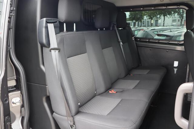 Ford TRANSIT CUSTOM 300 2.0 TDCI L2H1 Trend DC Apple Carplay, Camera, Trekhaak, Dubbel Cabine, Airco, Rechter zijdeur