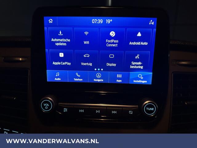 Ford TRANSIT CUSTOM 2.0 TDCI L2H1 Euro6 Airco | Camera | Navigatie | LED | Apple Carplay | 2800kg Trekvermogen Cruisecontrol, Parkeersensoren, Stoelverwarming, Verwarmde voorruit, Bijrijdersbank, Android auto