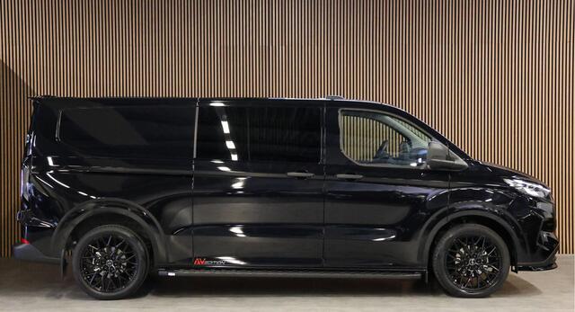 Ford TRANSIT CUSTOM 320 2.0 TDCI 150 PK L2H1 DC LIMITED | L+R Schuifdeur | Dubbel Cabine | Camera | CarPlay | Lane Assist | PDC V+A | Raptor Edition | 5-Zitter | Verlengde fabrieksgarantie tot 12-2029