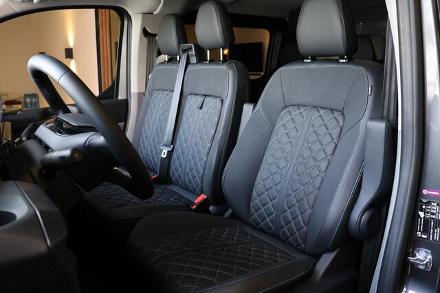 Ford TRANSIT CUSTOM 300 2.0 TDCI L2H1 Sport 170 PK DC | L+R Schuifdeur | Dubbel Cabine | ACC | Blind Spot | Navigatie | Camera | CarPlay | Lane Assist | | Raptor Edition | Trekhaak | 6-Zitter | MODELJAAR 2025 | Verlengde fabrieksgarantie tot 12-2029 | Dubbel Cabine