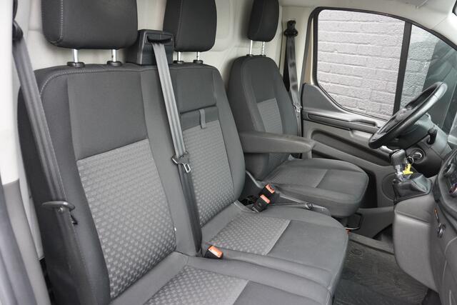 Ford TRANSIT CUSTOM 2.0 TDCI 130PK L2 - EURO 6 - Airco - Navi - Cruise - ¤ 15.950,- Excl.