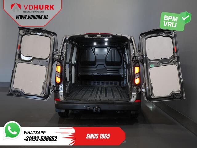 Ford TRANSIT CUSTOM 320 2.0 TDCI 136 pk Aut. L2 Trend BPM VRIJ! Garantie 3-28'/ LED/ Adapt.Cruise/ 2.7t Trekverm./ Carplay/ Camera/ Trekhaak