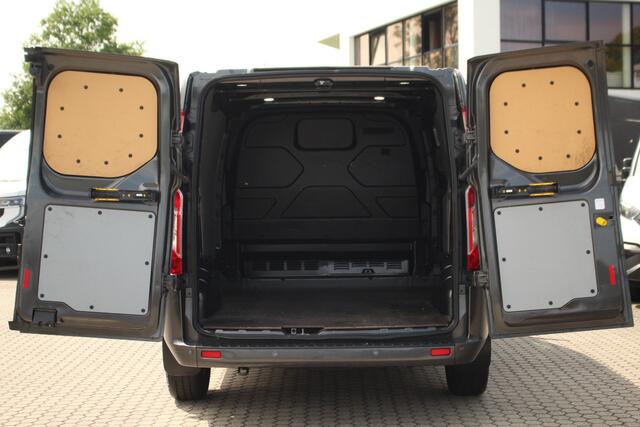 Ford TRANSIT CUSTOM 280 2.0TDCI 130pk L1H1 Limited | Cruise | Carplay/Android | Navi | Airco | Lease 278,- p/m