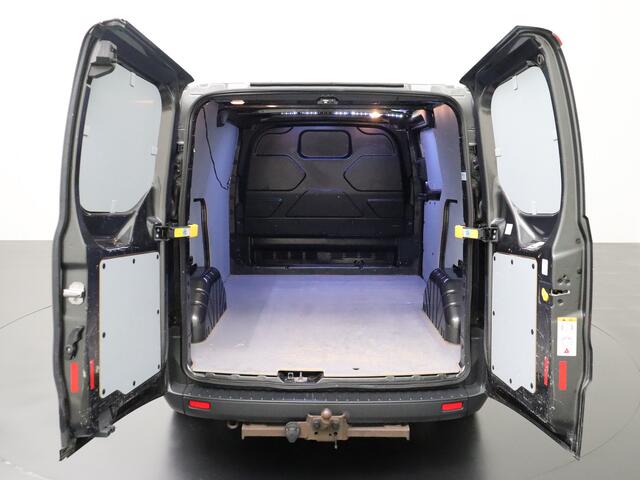 Ford TRANSIT CUSTOM 2.0TDCI Edition | Trekhaak 2350Kg | Dakdraagsysteem | Navigatie | Camera | Airco | Cruise | 3-Persoons | Betimmering
