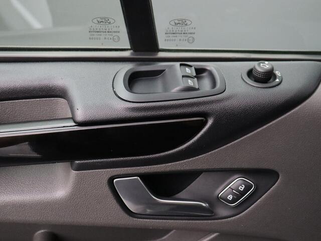 Ford TRANSIT CUSTOM 2.0TDCI 170PK Automaat Lang Limited Sport | Multimedia | Camera | 3-Persoons | Trekhaak