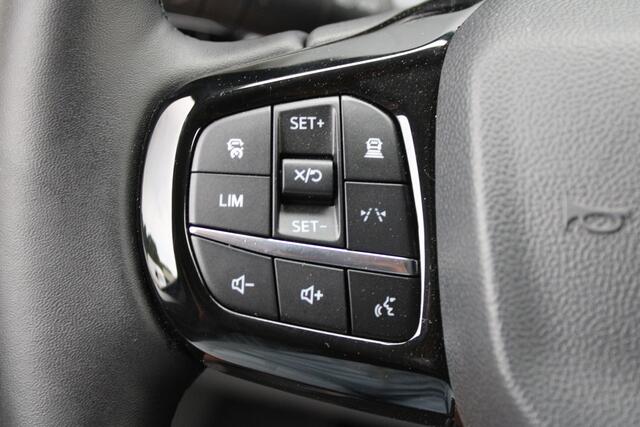 Ford TRANSIT CUSTOM 300 2.0 TDCI L2H1 Sport 170pk - 2x Schuifdeur - ACC - 19'' LM Velgen - 70L Tank - Navi - Camera - Stoel & Stuurverwarming - Blind Spot - Rijklaar