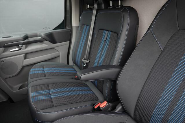 Ford TRANSIT CUSTOM L2H1 2.5 PHEV 233Pk | Sport | Plug In Hybrid | B&O Sound | 360° Camera | 2xschuifdeur | Trekhaak | 20'' Magnetic Grey