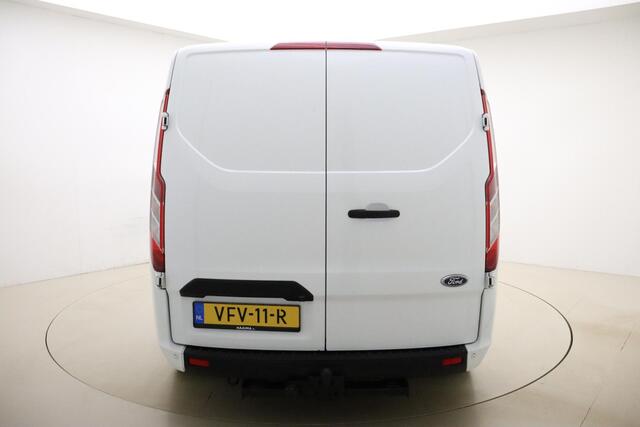 Ford TRANSIT CUSTOM 280 2.0 TDCI L1H1 Trend | Navigatie | Trekhaak | Achteruitrijcamera | 3-Zits | Laadruimte afwerking | Airco