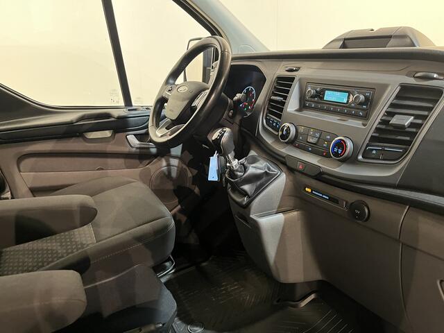 Ford TRANSIT CUSTOM 320 2.0 TDCI L2H1 Trend / Euro 6 / Airco / Cruise Control / Trekhaak / 220 V. / PDC / 65.600 KM !!