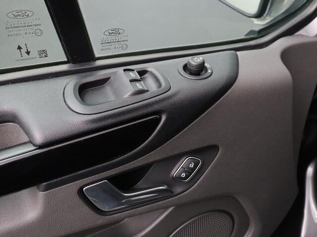 Ford TRANSIT CUSTOM 2.0TDCI 170PK Automaat Lang Limited | 2xSchuifdeur | Multimedia Touchscreen | Camera | 3-Persoons | Trekhaak
