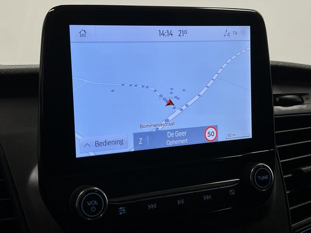 Ford TRANSIT CUSTOM 300 2.0 TDCI L2H1 Trend | TREKHAAK | NAVIGATIE | STOELVERWARMING | CARPLAY |