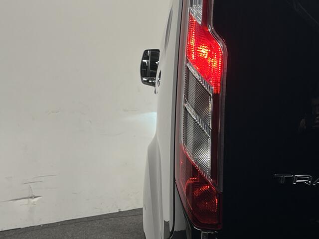 Ford TRANSIT CUSTOM 300 2.0 TDCI L2H1 Trend | TREKHAAK | NAVIGATIE | STOELVERWARMING | CARPLAY |