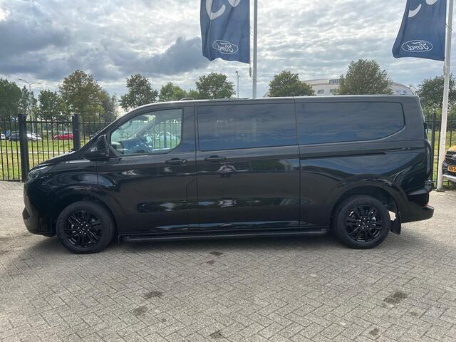 Ford TRANSIT CUSTOM 320 2.5 PHEV L2H1 Black Platinum DC | 17 Inch Lichtmetalen Velgen | Verwarmbare Stoelen | Verwarmbaar Stuurwiel | 1100 KG Laadvermogen | Lederen Bekleding | Privacy Glass |