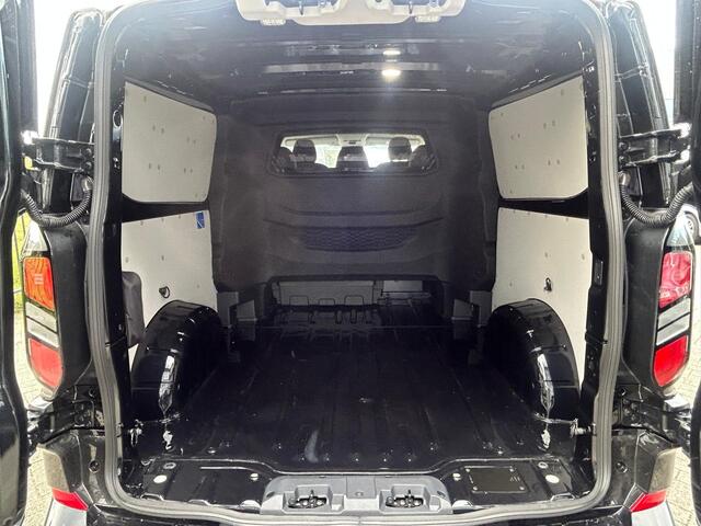 Ford TRANSIT CUSTOM 320 2.5 PHEV L2H1 Black Platinum DC | 17 Inch Lichtmetalen Velgen | Verwarmbare Stoelen | Verwarmbaar Stuurwiel | 1100 KG Laadvermogen | Lederen Bekleding | Privacy Glass |