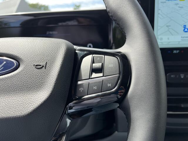 Ford TRANSIT CUSTOM 320 2.5 PHEV L2H1 Black Platinum DC | SCI | 233pk | Netto bijtelling 2025 vanaf 461,- per maand! | Driver Assistance Pack Ultimate | Dubbele Zijschuifdeuren | Ford Voorraad