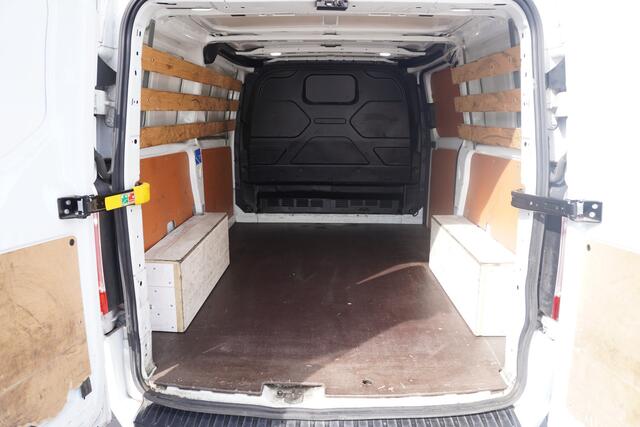 Ford TRANSIT CUSTOM 2.0 TDCI EURO 6 - Airco - Cruise - PDC - ¤12.900,- Excl.