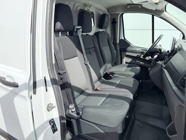 Ford TRANSIT CUSTOM 340 1.0 EcoBoost PHEV 130PK PHEV Benzine Plug In Hybride Automaat Inbouw Airco Cruise Control Parkeersensoren voor achter