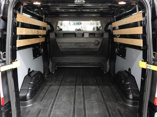 Ford TRANSIT CUSTOM 300 2.0 TDCI L2H1 Trend Dubbele Cabine Automaat Airco Navi Cruise Camera Parkeersensoren