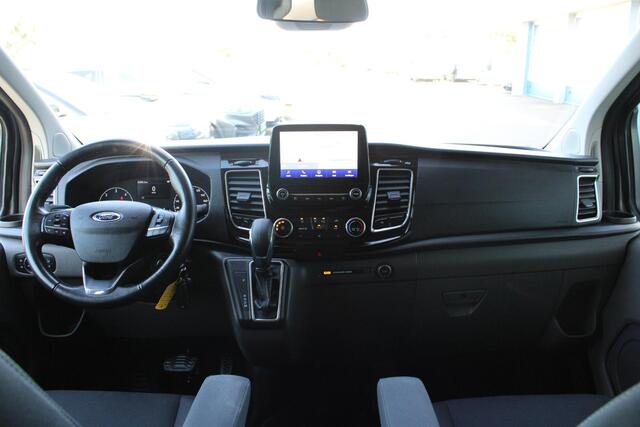 Ford TRANSIT CUSTOM 300 2.0 TDCI L2H1 Limited DC | Zeer Netjes! | Goed Onderhouden | Trekhaak | Dubbele Cabine | Cruise Control | Navigatie |