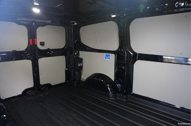 Ford TRANSIT CUSTOM 300S 150PK Limited BPM VRIJ!! Navi, Cam, Adap. Cruise, 17" LM, Trekhaak!! NR. A178