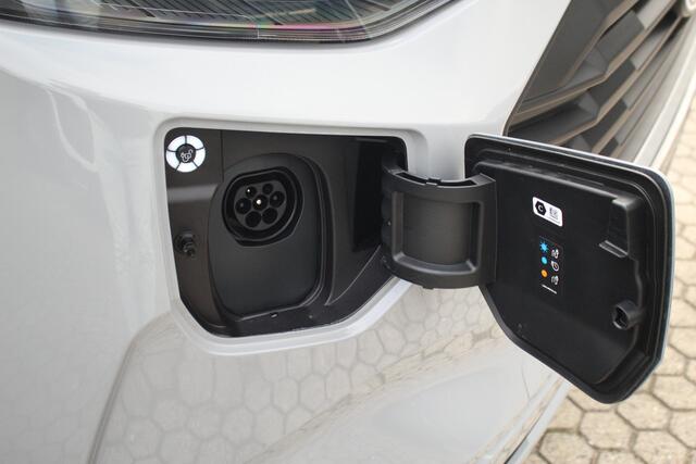 Ford TRANSIT CUSTOM 2.5 PHEV 233pk L2H1 Limited | ZERO emissie-proof | 8-Persoons | Incl BPM | Stuur + Stoelverwarming | Keyless | Lease 878,- p/m