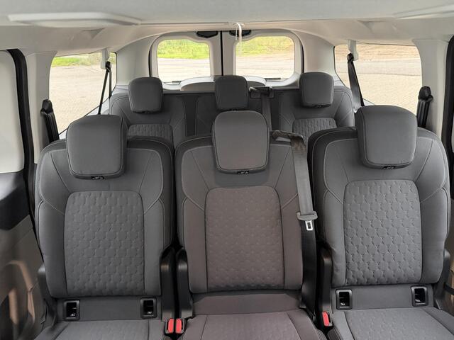 Ford TRANSIT CUSTOM 340 2.5 PHEV L2H1 Limited | UIT VOORRAAD LEVERBAAR | 9-Persoons | Elek. Inklapbare Trekhaak | Dubbele zijschuifdeur |