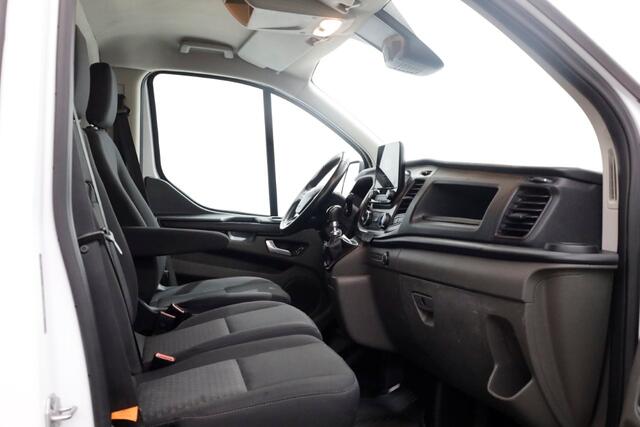 Ford TRANSIT CUSTOM 2.0 TDCI 130pk L2H2 Trend Navi/Camera/Trekhaak 2800kg 08-2019