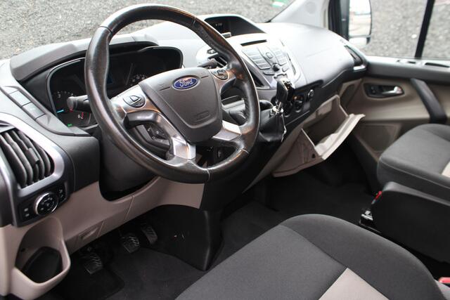 Ford TRANSIT CUSTOM 270 2.0 TDCI L1H1 Limited DC
