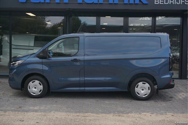 Ford TRANSIT CUSTOM 280S 110PK Trend BPM VRIJ!! Navi, Camera, Adap. Cruise, LED, Trekhaak!! NR. A248