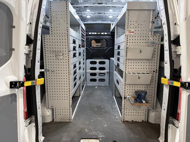 Ford TRANSIT CUSTOM 340 2.0 TDCI Automaat 131PK H2 Trend 3Pers. *ideaal voor Camper* Navigatie / Pdc./ Airco / Safety&Comfort pack / Driver assist / Stoelverwarming /