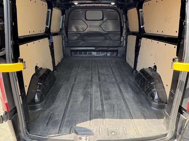 Ford TRANSIT CUSTOM 300 2.0 130Pk TDCI L2H1 Limited / Cruise / Airco / Navi / Trekhaak
