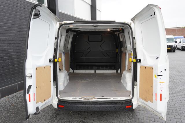 Ford TRANSIT CUSTOM 2.0 TDCI 130PK Automaat EURO 6 - Airco - Navi - Cruise - ¤ 13.950,- Excl.