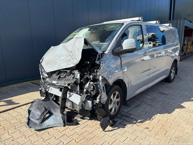 Ford TRANSIT CUSTOM 320L Limite 2.0TD 100kW A8 FWD Multi-Use Dubbel cabine