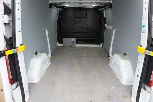 Ford TRANSIT CUSTOM 2.0 TDCI 130PK L2 EURO 6 - Airco - Navi - Cruise - ¤13.900,- Excl.