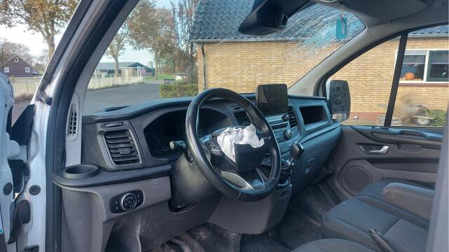 Ford TRANSIT CUSTOM 320 2.0 TDCI L2H1 Trend DC AIRCO BJ 2023